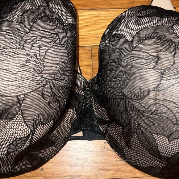 Cacique Lace Backsmoother Lighlty Lined Full Coverage Bra, size 44DDD - Picture 6 of 12